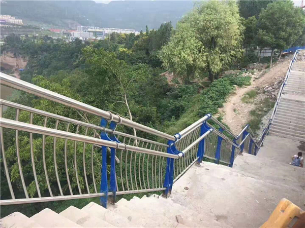 三亚不锈钢桥梁栏杆