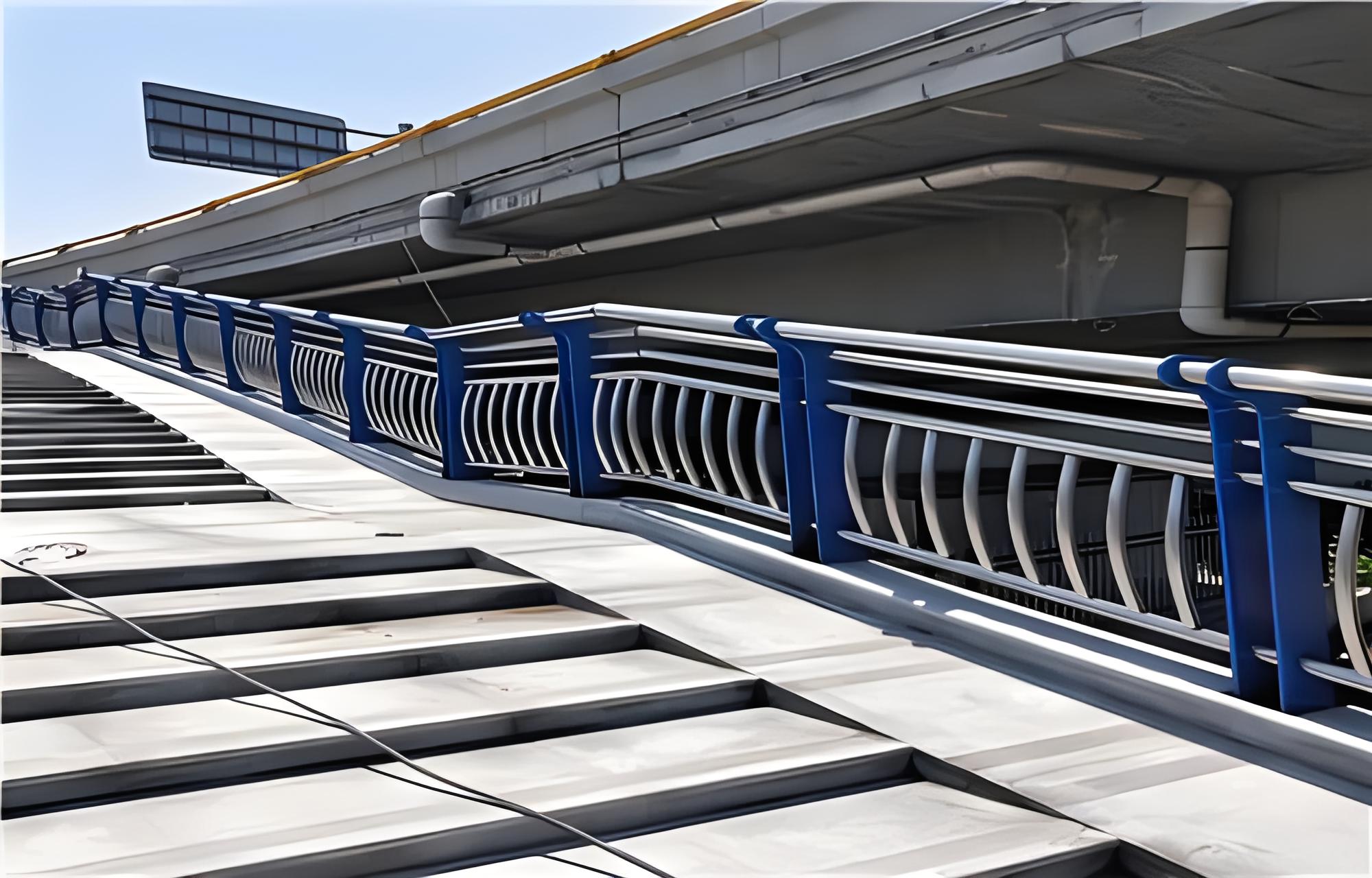 三亚不锈钢桥梁护栏维护方案：确保安全，延长使用寿命